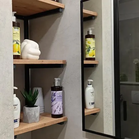 Mandrac With Sea View And Free Parking Οπατία