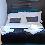 Апартаменты Mandrac With Sea View And Free Parking *