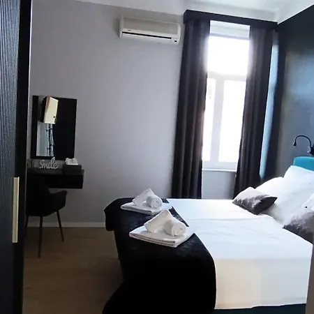 Mandrac With Sea View And Free Parking 奥帕提亚