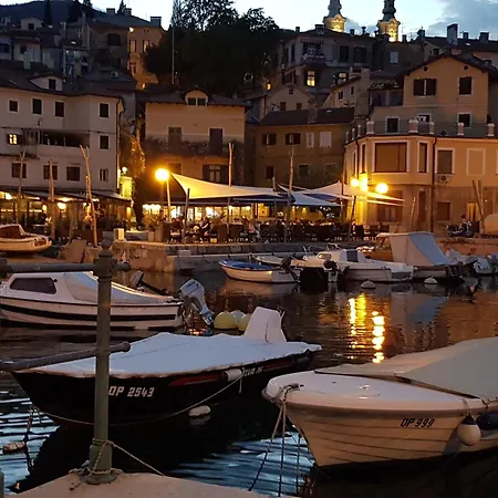 Lejlighed Mandrac With Sea View And Free Parking