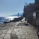 Mandrac With Sea View And Free Parking *