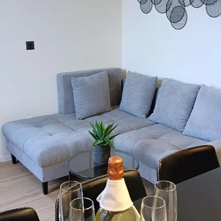 아파트 Mandrac With Sea View And Free Parking 오파티아