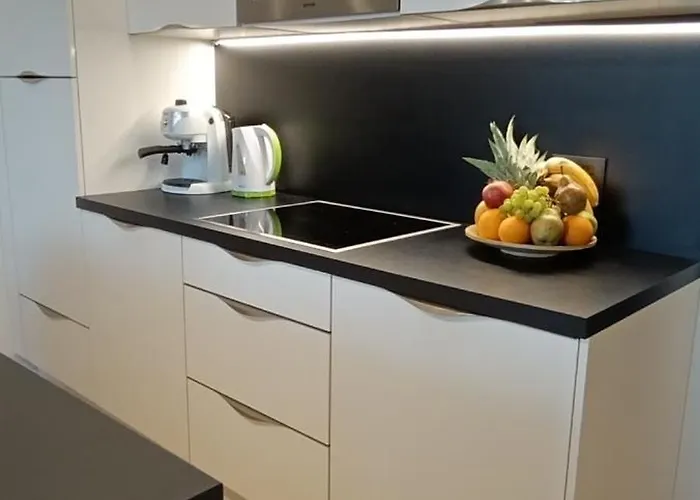 Mandrac With Sea View And Free Parking Appartement *