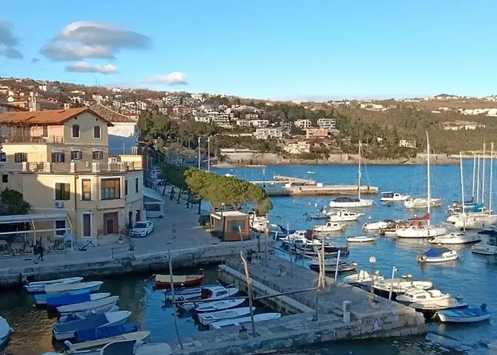 Mandrac With Sea View And Free Parking Opatija