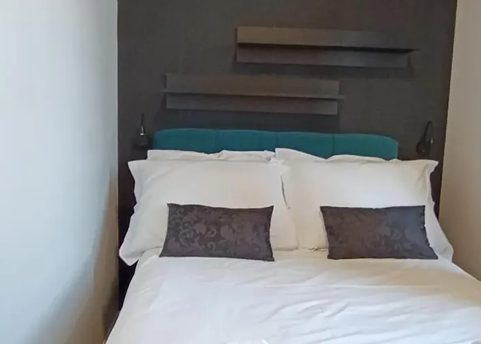 Mandrac With Sea View And Free Parking Appartement *