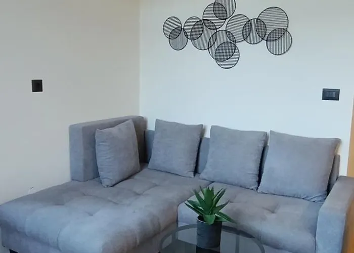 Appartement Mandrac With Sea View And Free Parking *